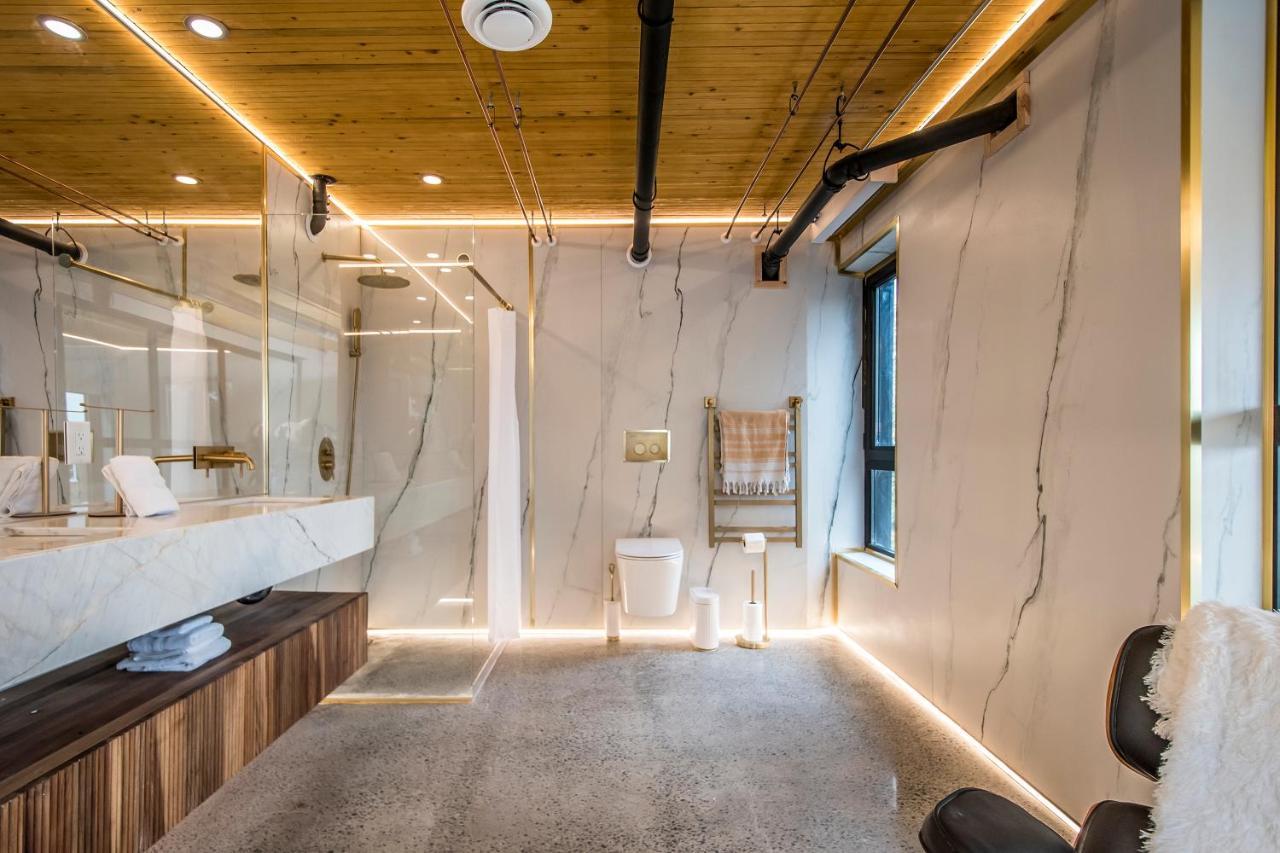 The Halifax Rooftop - Cozy Spa B&B Exteriör bild